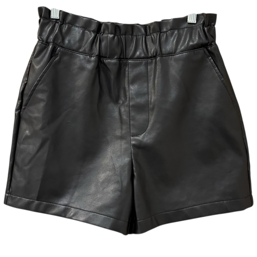 Bagatelle black faux leather pull on shorts, small